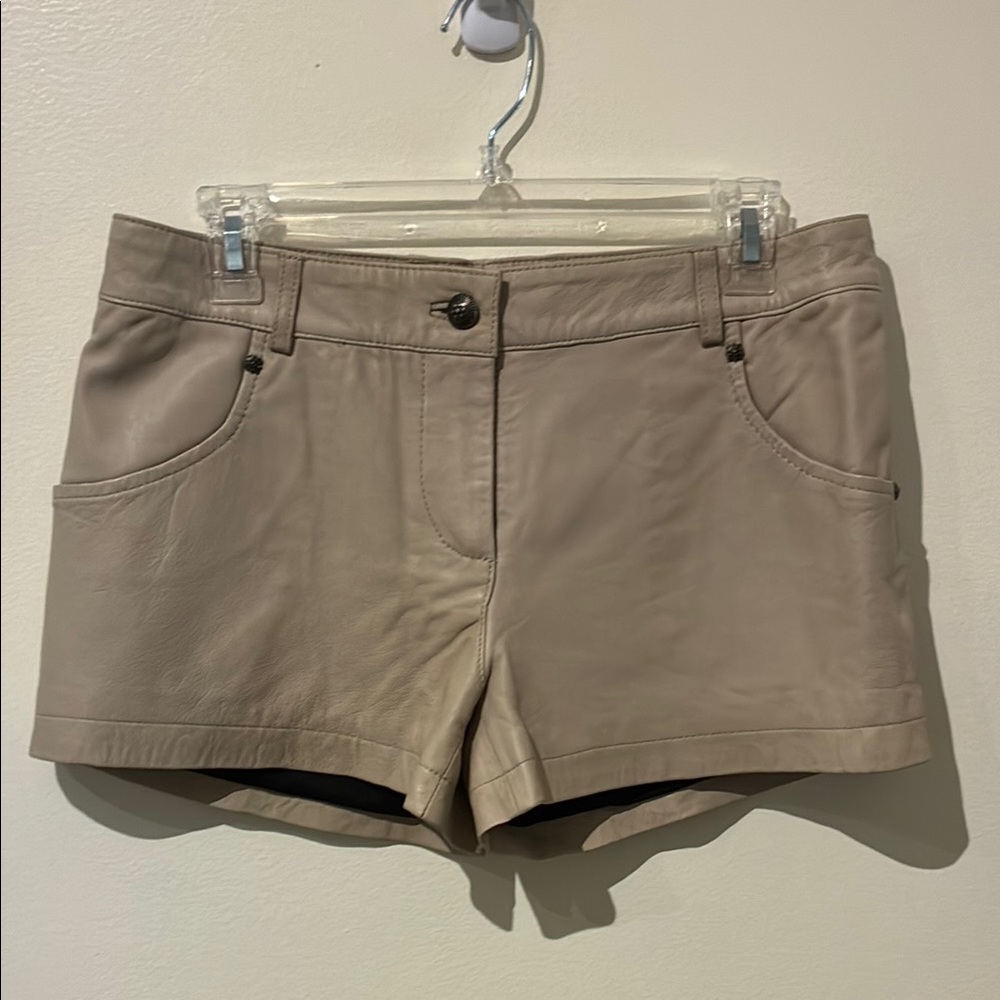 NWOT Royal Underground Genuine Leather Khaki Shorts - Women's 6